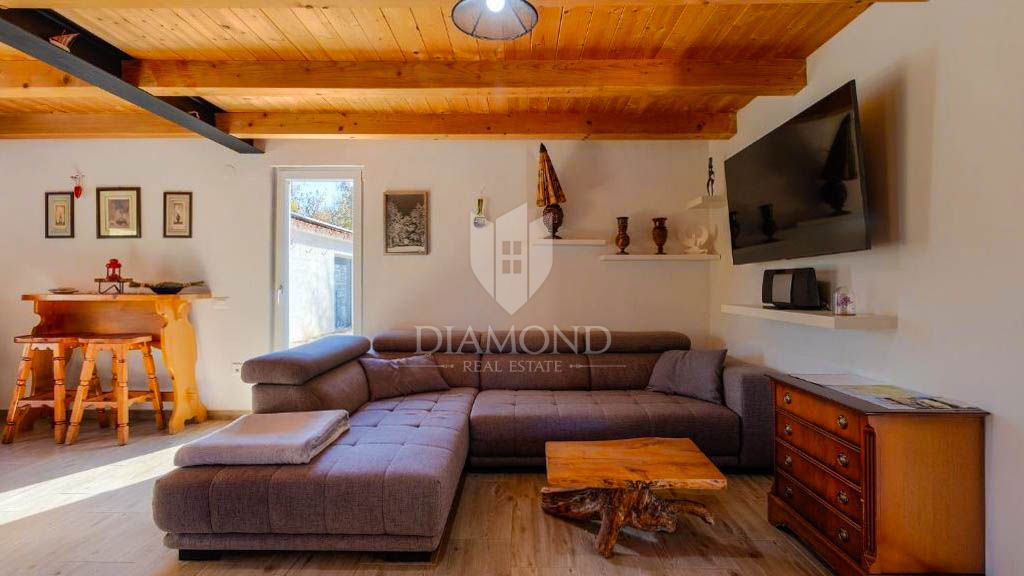 Oaza miru z velikim vrtom v bližini Žminja