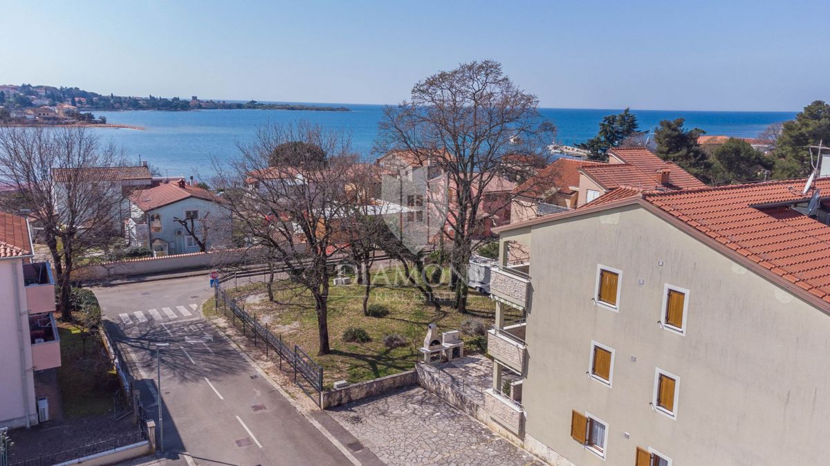 Ekskluzivno! Novigrad, stanovanje v pritličju 100 m od plaže!