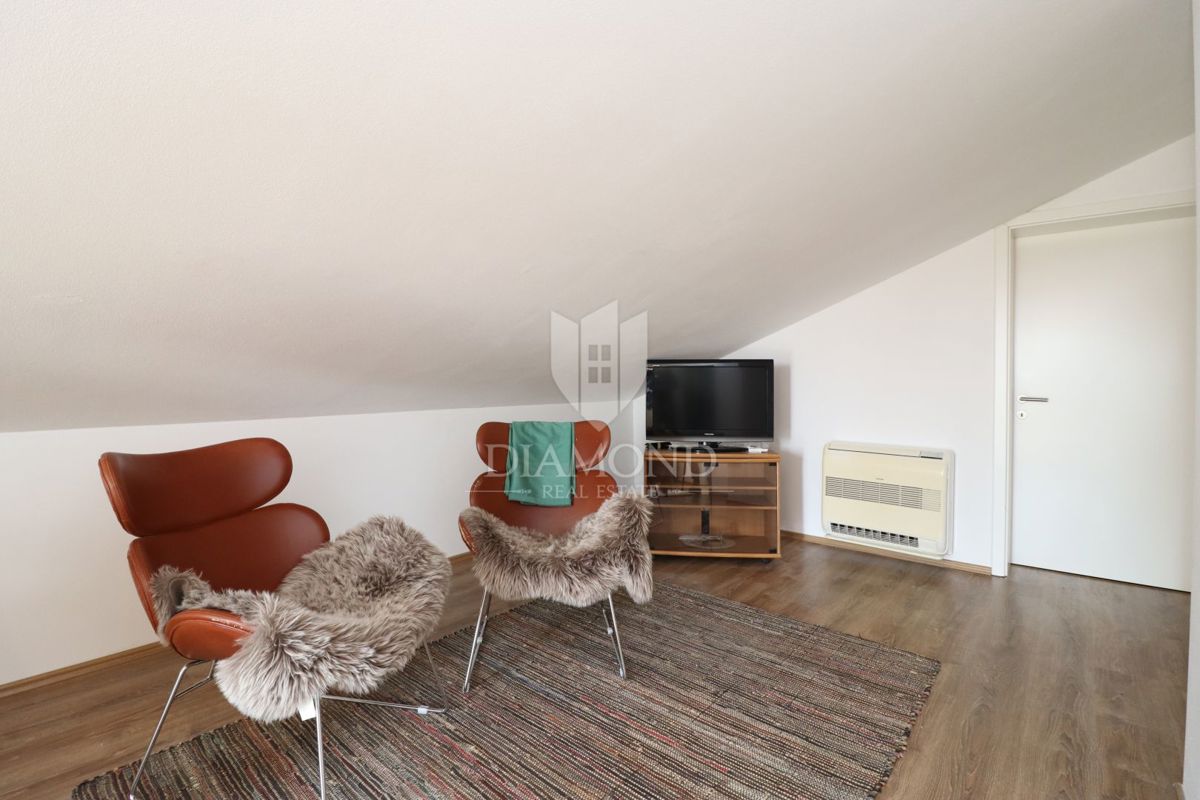 Poreč, okolica, opremljena hiša s pogledom na morje in naravo