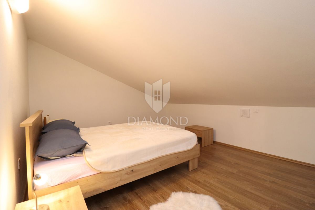 Poreč, okolica, opremljena hiša s pogledom na morje in naravo