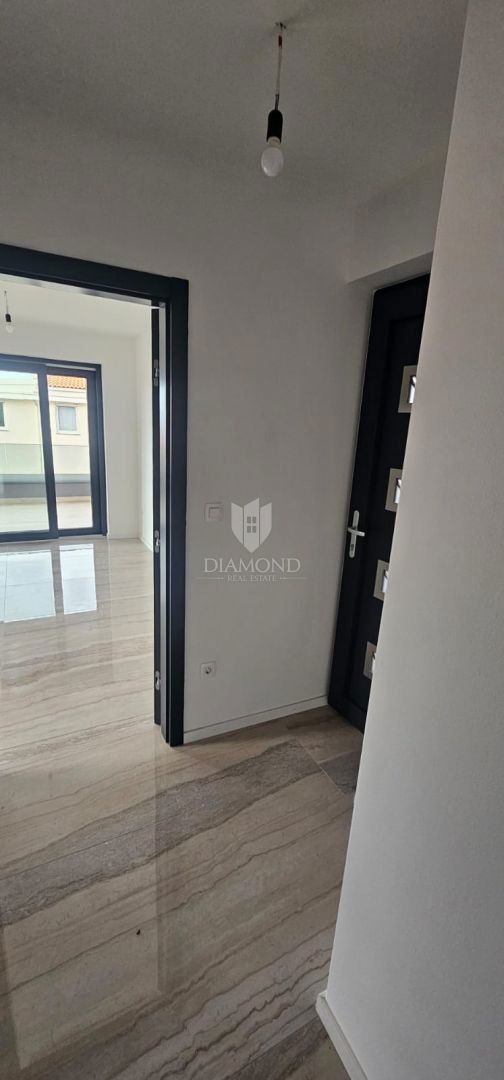 Apartmaj Malinska, Malinska-Dubašnica, DA, 70m2