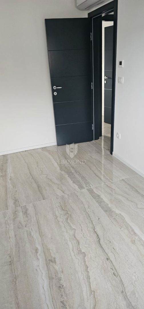 Apartmaj Malinska, Malinska-Dubašnica, DA, 70m2