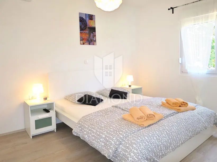 Labin, prostorna hiša blizu centra straže