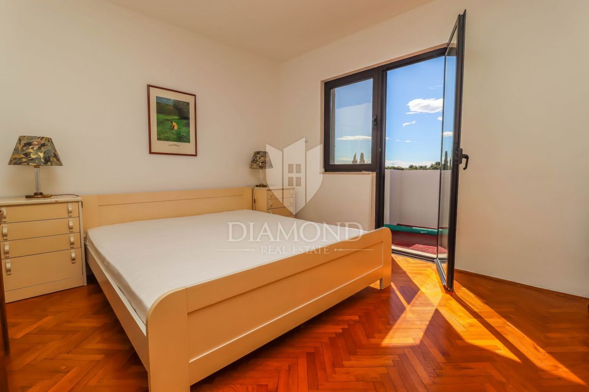 Rovinj, center, sončen apartma s pogledom na morje