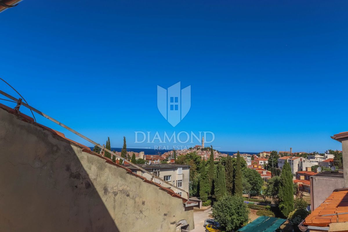 Rovinj, center, sončen apartma s pogledom na morje