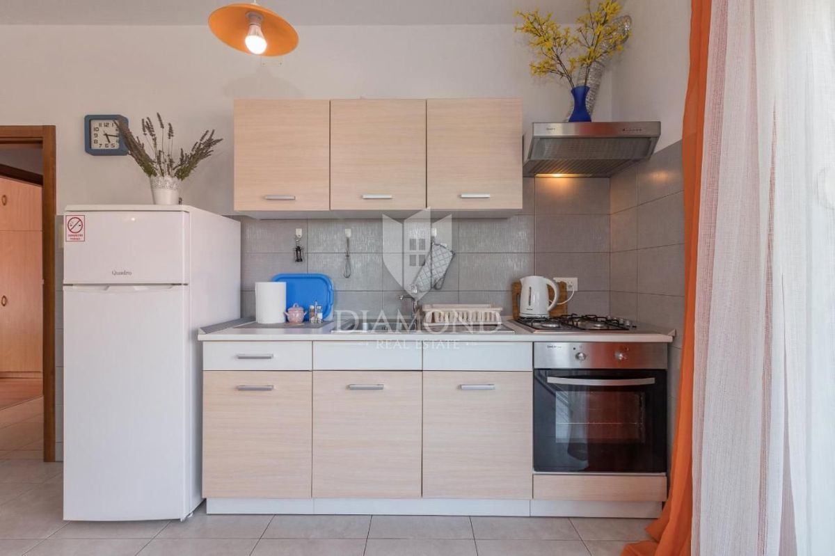 Pula, hiša s štirimi apartmaji na mirni lokaciji