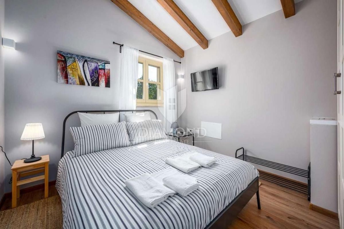Hiša Stari Pazin, Pazin, 350m2