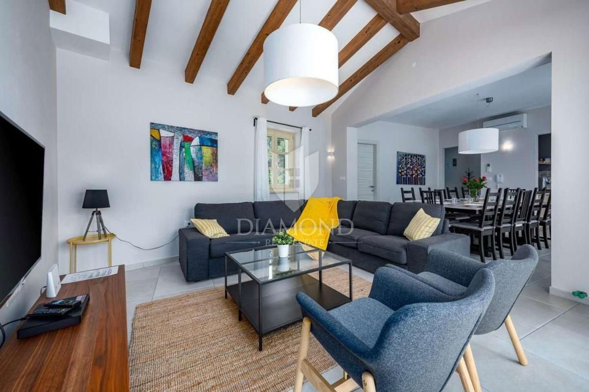 Hiša Stari Pazin, Pazin, 350m2