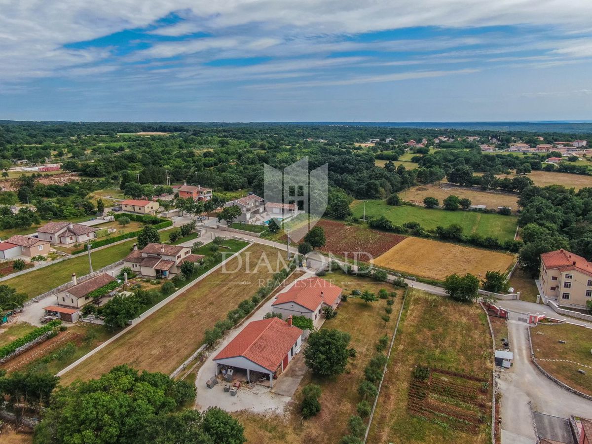 Kanfanar, okolica, zemljišče na odlični in mirni lokaciji
