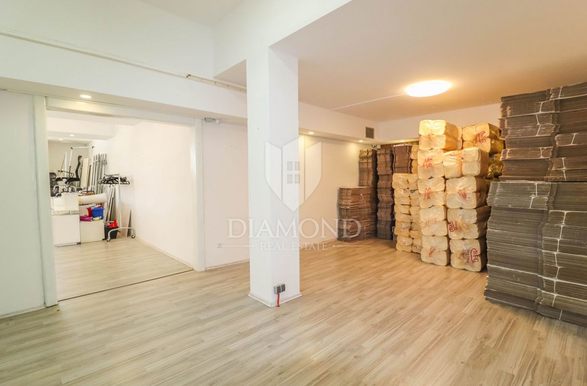 Poslovni prostor Rovinj, 104,43m2