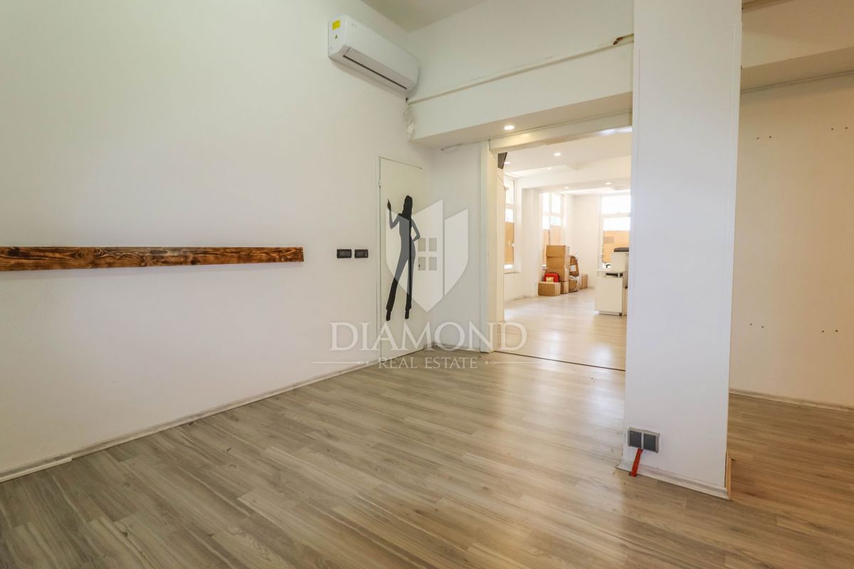 Poslovni prostor Rovinj, 104,43m2