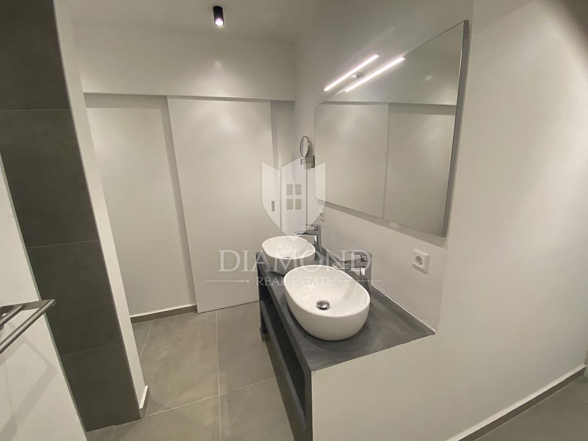 Premantura, Lep apartma z dvoriščem