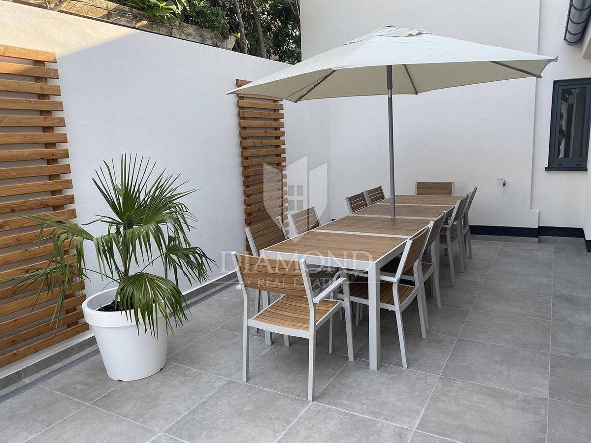 Premantura, Lep apartma z dvoriščem