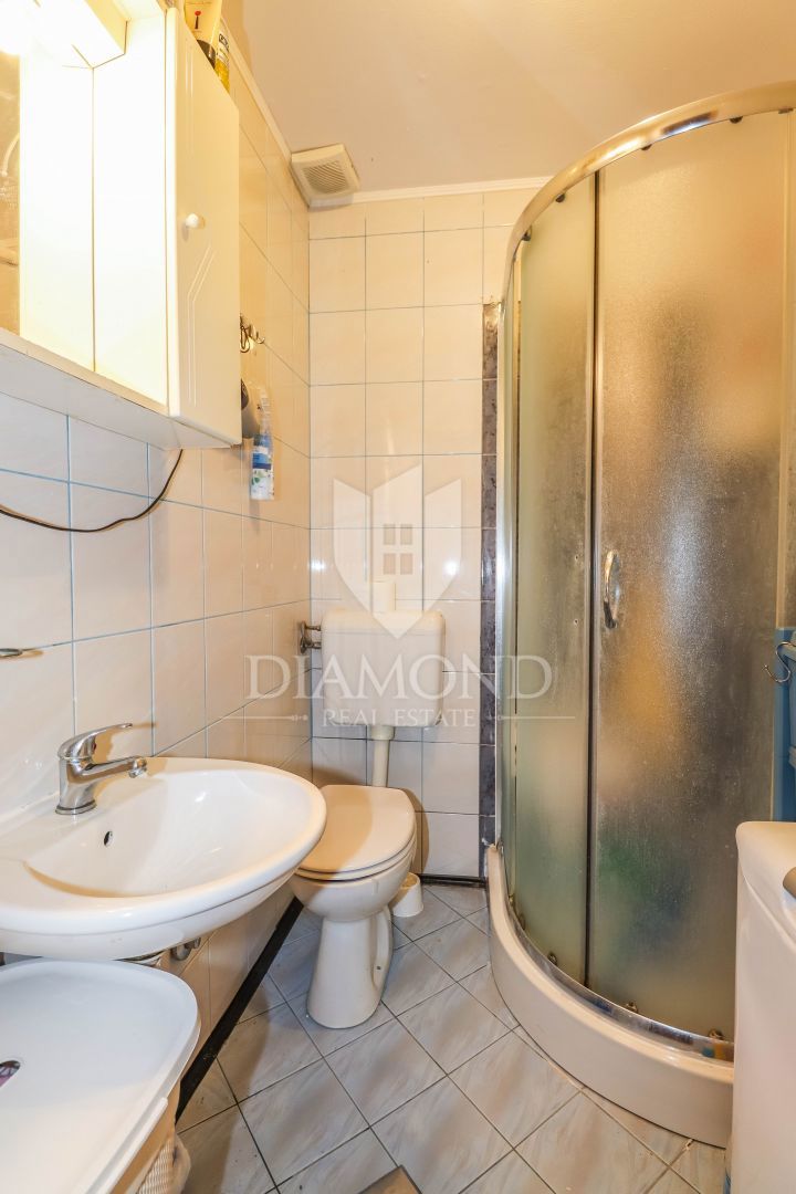 Rovinj, stanovanje s pogledom na morje v centru mesta