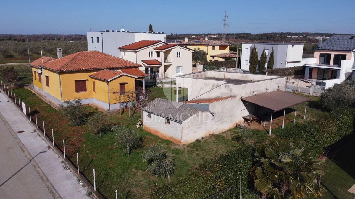 Umag, hiša v bližini centra za prenovo
