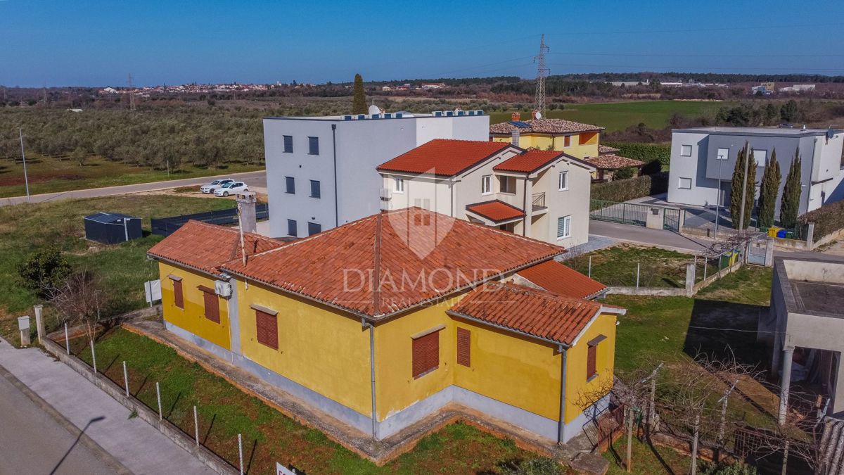 Umag, hiša v bližini centra za prenovo