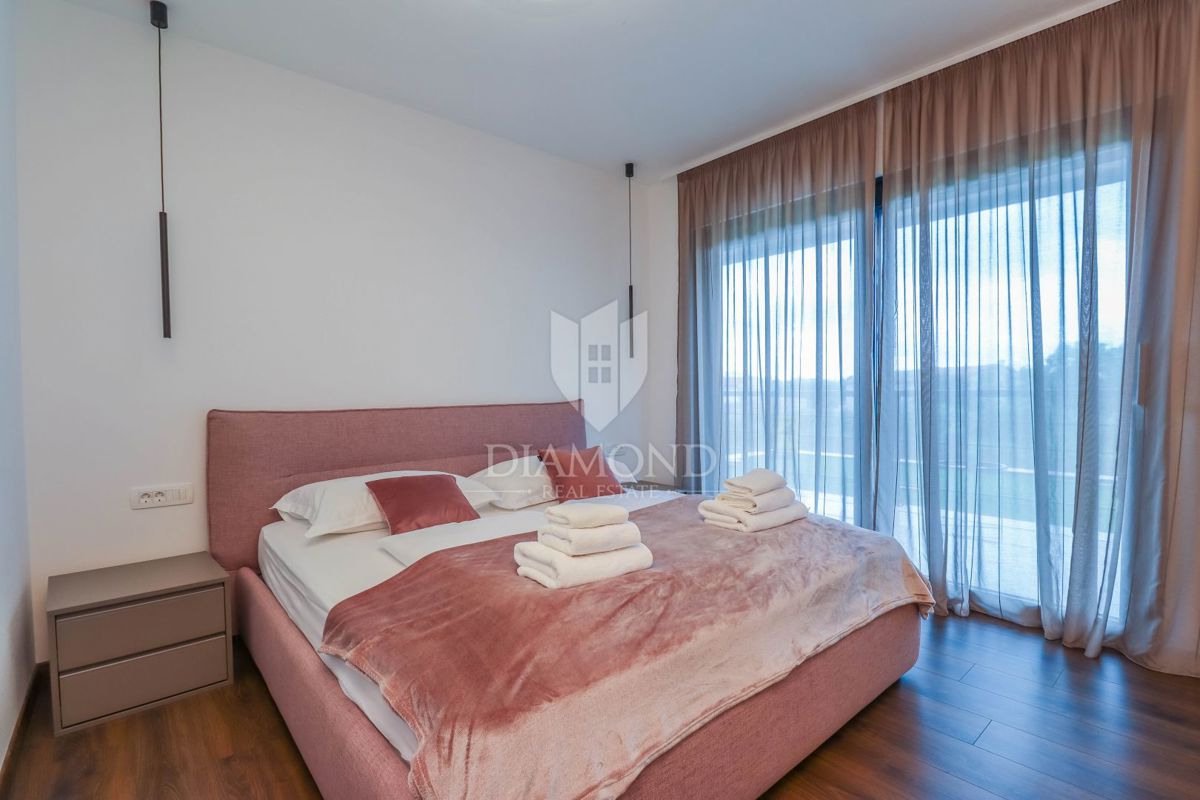 Istra, Luksuzna vila z bazenom, 5 spalnic