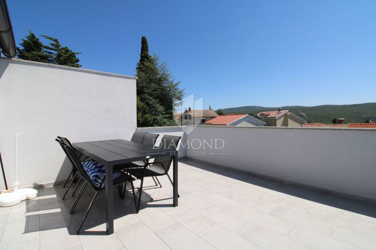 Apartmaj Kornić, Krk, 84m2