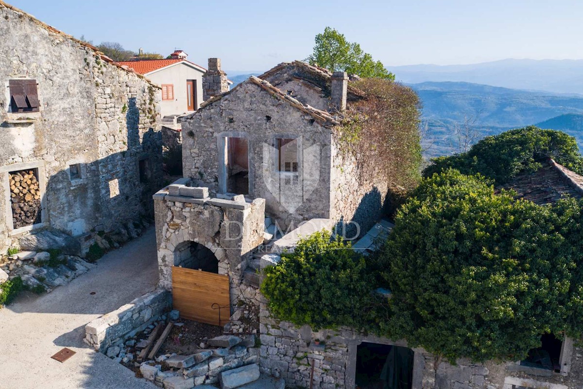 Srednja Istra, avtohtona istrska hiša za obnovo