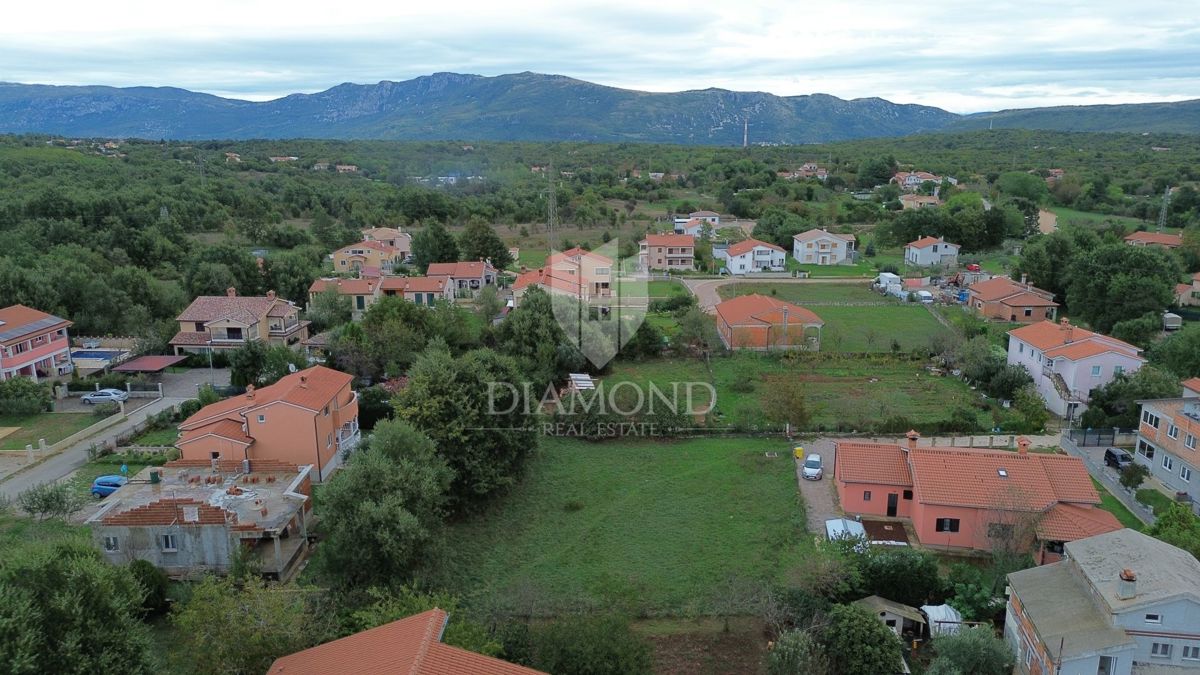 Labin okolica, zazidljivo zemljišče