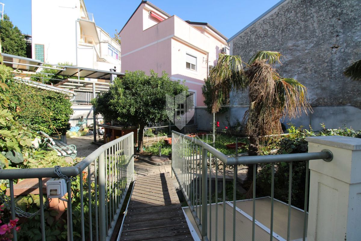 Hiša Crikvenica, 145m2