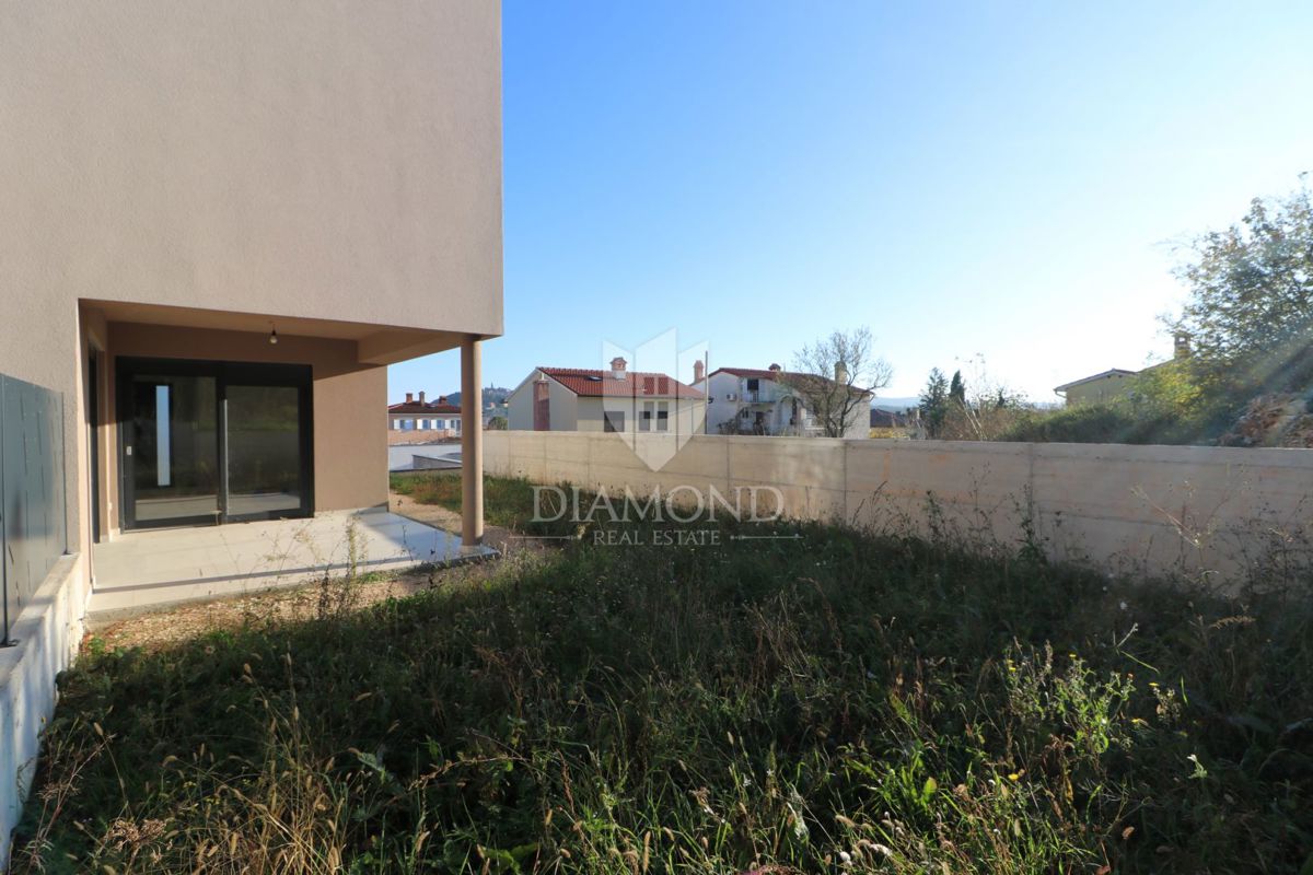 Labin, novogradnja, odlična hiša dvojček v centru mesta