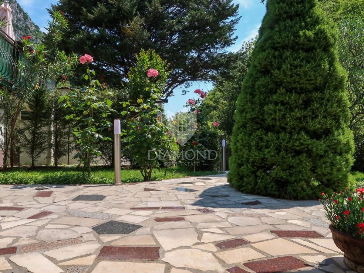 Lovran, apartmajska hiša na edinstveni lokaciji
