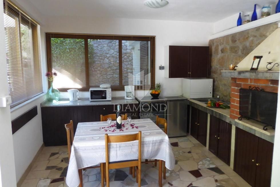 Lovran, apartmajska hiša na edinstveni lokaciji