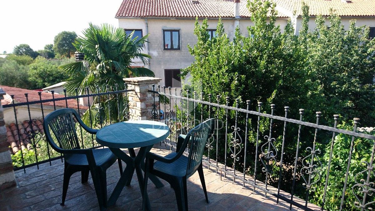 Poreč, okolica, rustikalna hiša le 1 km od morja!