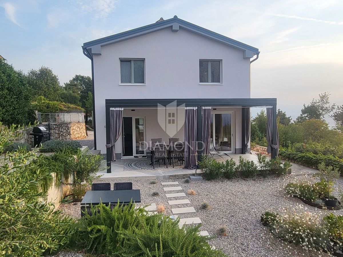 Hiša s panoramskim razgledom, območje Plomina