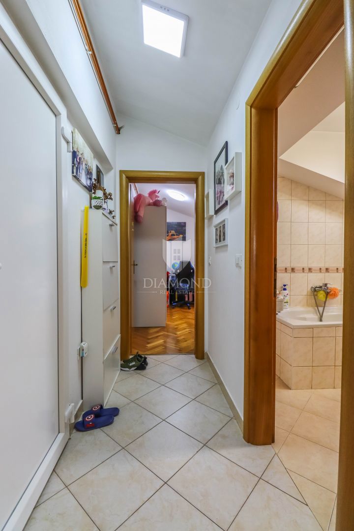 Rovinj, okolica, prostorno družinsko stanovanje na mirni lokaciji
