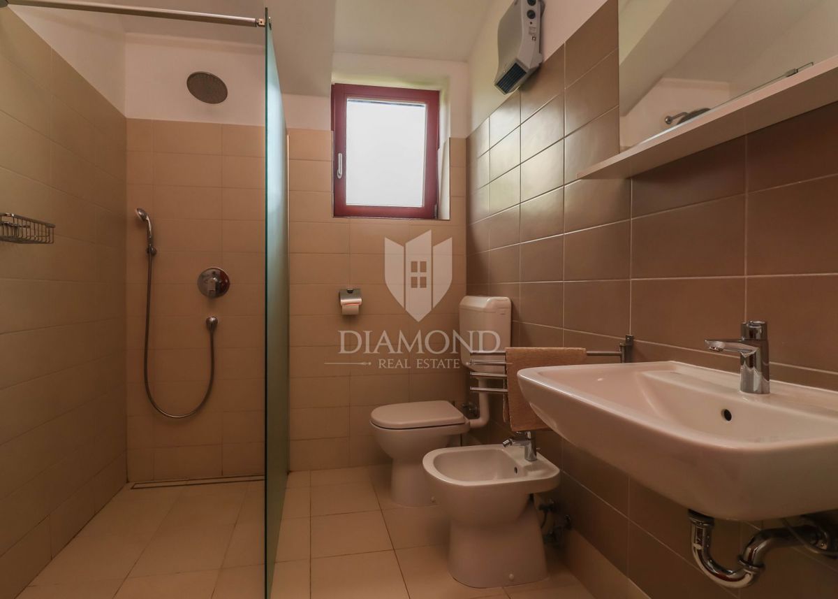 Čudovita hiša z bazenom v Krnici - idealna za počitnice in investicijo