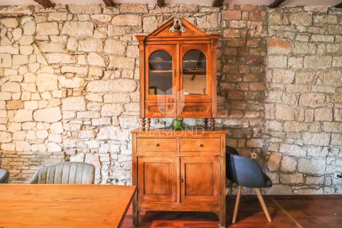 EKSKLUZIVNO! Rovinj, čudovito stanovanje s pogledom na morje!