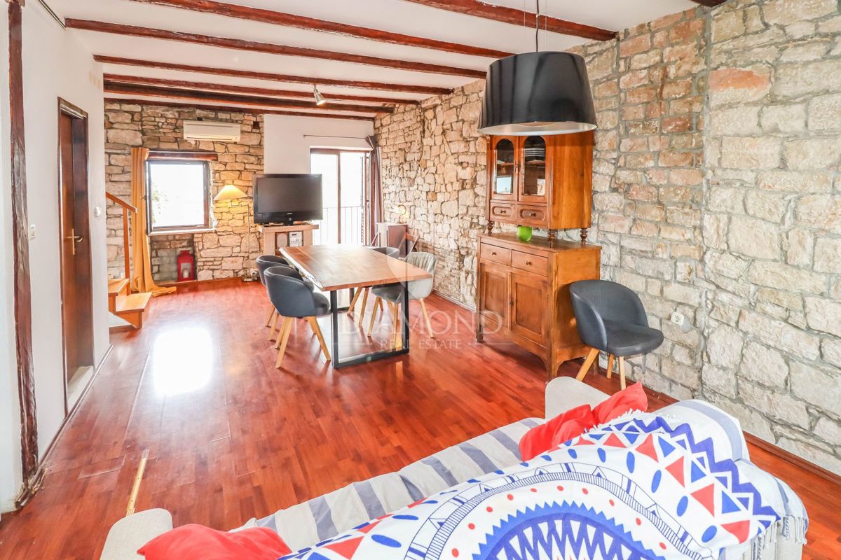 EKSKLUZIVNO! Rovinj, čudovito stanovanje s pogledom na morje!