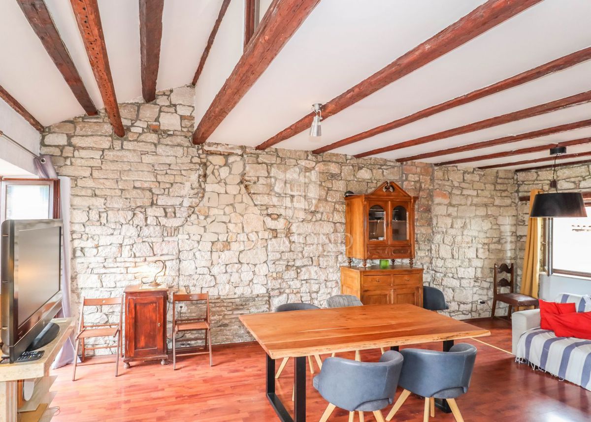 EKSKLUZIVNO! Rovinj, čudovito stanovanje s pogledom na morje!