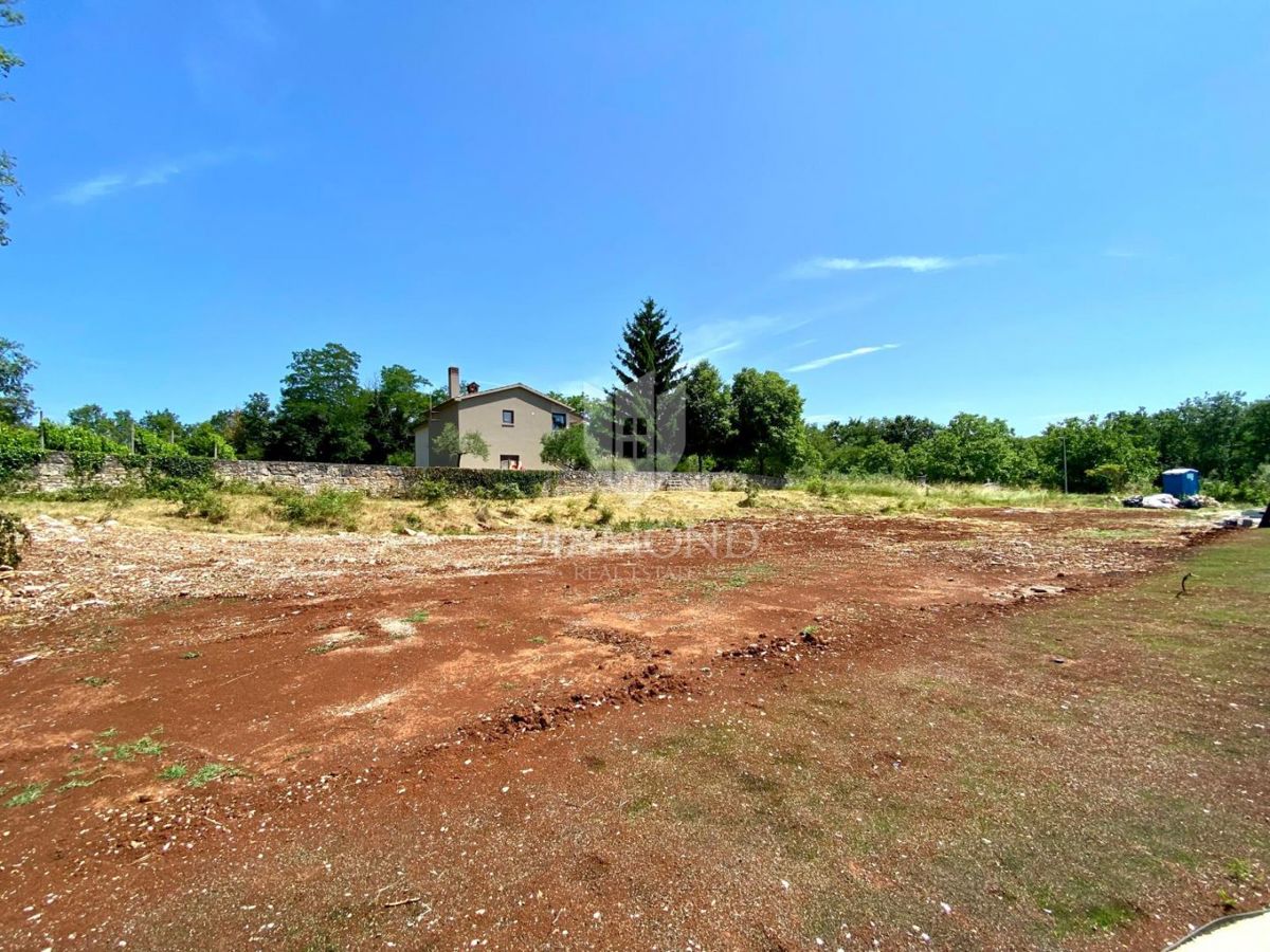 Zemljišče Poreč, 1.642m2