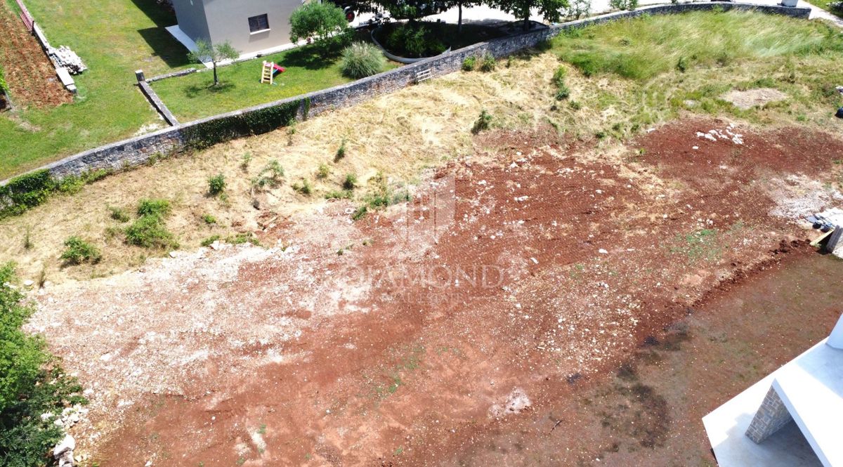 Zemljišče Poreč, 1.642m2