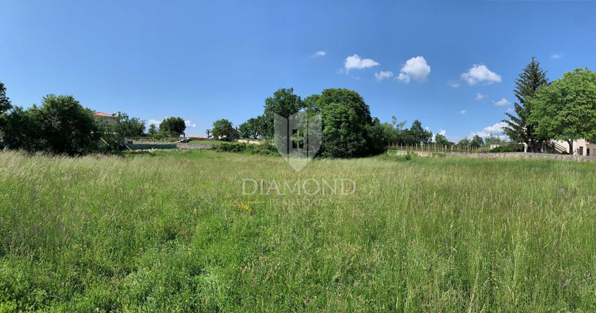 Zemljišče Poreč, 1.642m2