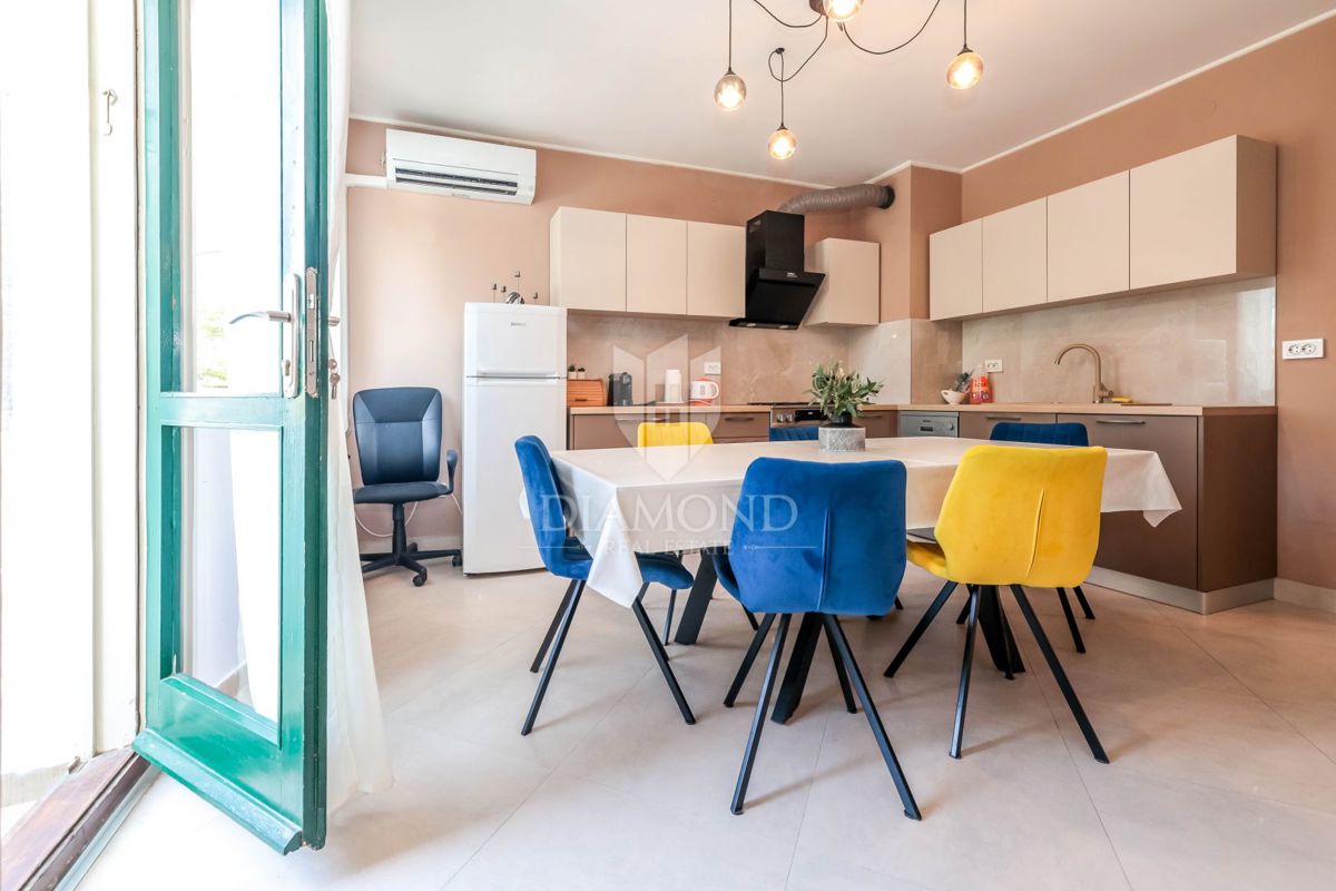 Rovinj, center, na novo prenovljeno stanovanje na iskani lokaciji