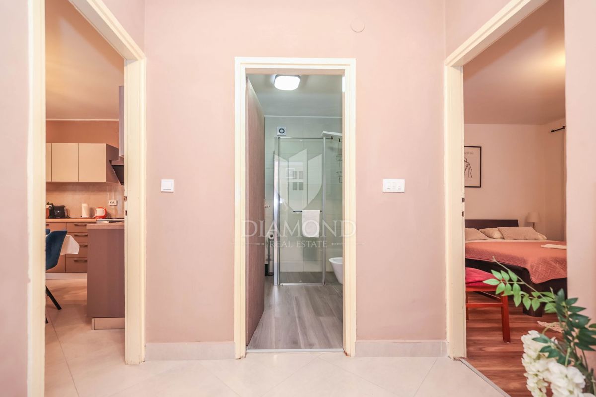 Rovinj, center, na novo prenovljeno stanovanje na iskani lokaciji