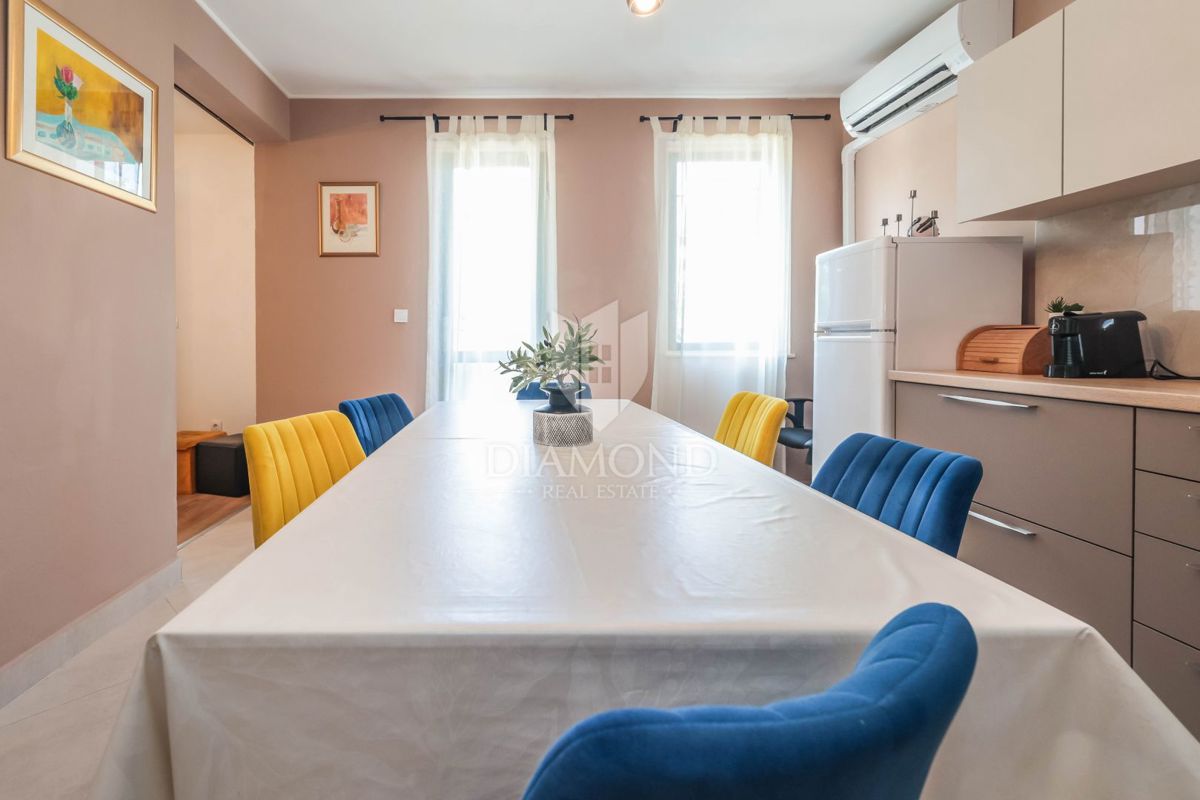Rovinj, center, na novo prenovljeno stanovanje na iskani lokaciji