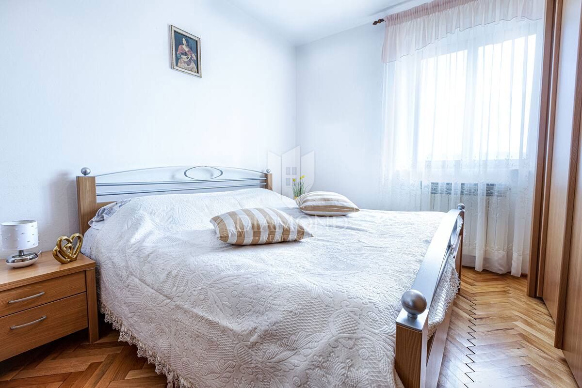 Hiša Labin, 300m2
