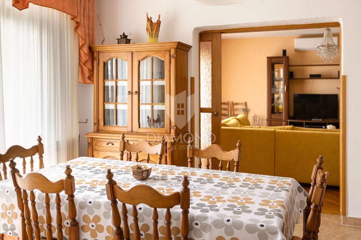 Hiša Labin, 300m2