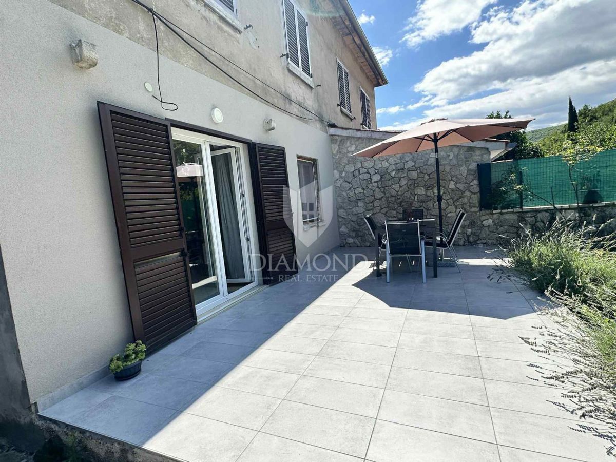 ODLIČNO, RENOVIRANO STANOVANJE, RAŠA