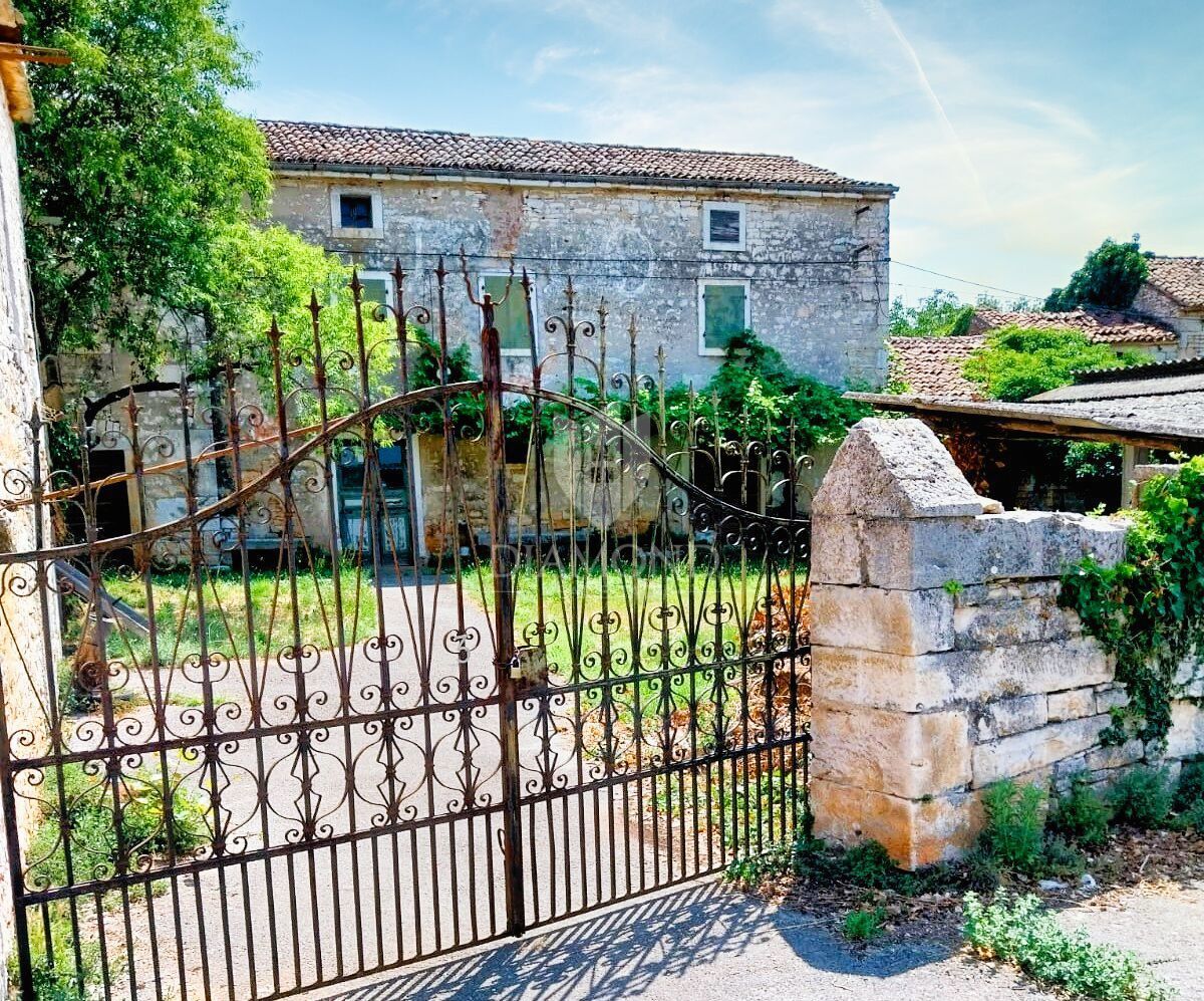 Hiša Poreč, 310m2