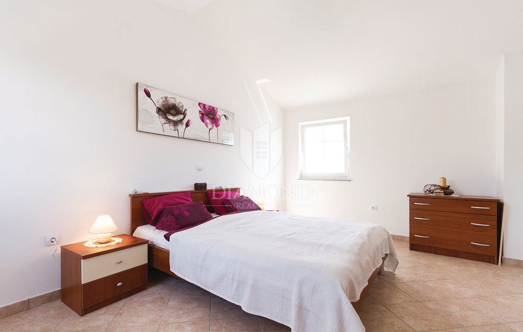 Priložnost! Počitniška hiša blizu morja, Fažana