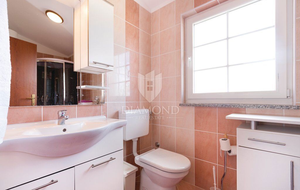 Priložnost! Počitniška hiša blizu morja, Fažana