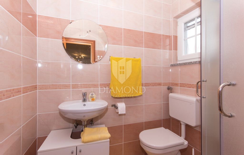 Priložnost! Počitniška hiša blizu morja, Fažana