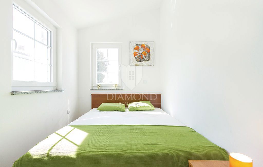 Priložnost! Počitniška hiša blizu morja, Fažana