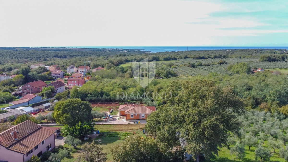 Novigrad, okolica, čudovito gradbeno zemljišče!